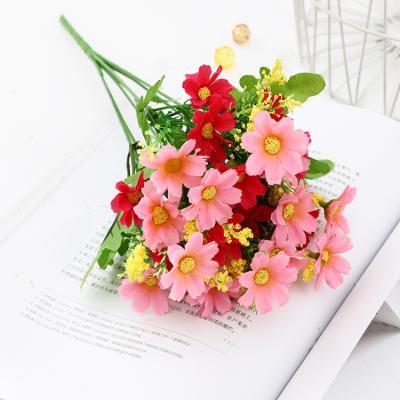 China Wholesale High Simulation High Simulation Mini Daisy Daisy Bouquet Artificial Flowers Artificial Eternal Daisy Flower For Home Decor for sale