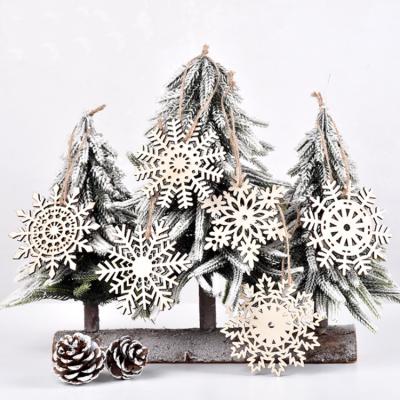 China Eco-friendly Hot Selling Unfinished Wooden Amazon Christmas Tree Ornaments Hollow Christmas Decorations For Christmas Supplies for sale