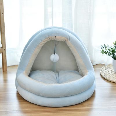 China Four Seasons Breathable Washed Cat Bed Villa Classical Warm Pet Cave Novelty Pet Bed Cat House for sale