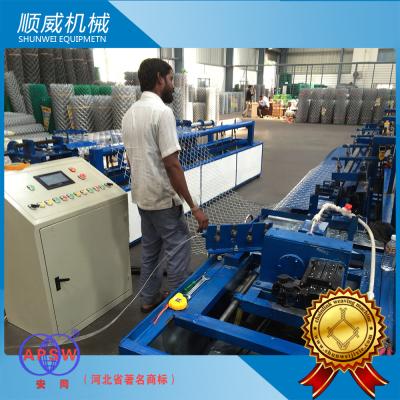 China 0.5m - 4m Diamond Mesh Wire Making Machine 80-120㎡/H Output 2.5T Weight for sale