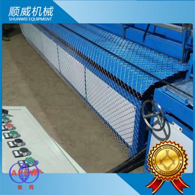 China 5.5KW Full Automatic Chain Link Fence Machine 4.2m Weaving Breadth for sale