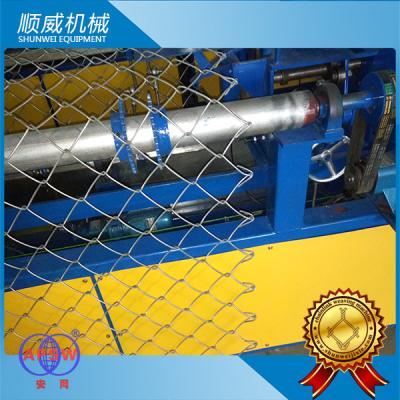 China Fully Automatic Chain Link Fence Machine Knuckle Edge / Twist Edge for sale