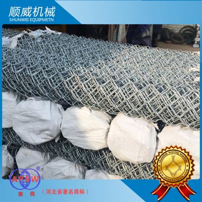 China Manual Chain Link Fence Machine ISO9001 Certification  for Small Enterprise for sale