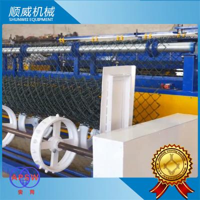 China Knuckle Edge Chain Link Fence Machine for Highway Railway Fencing for sale