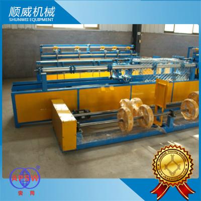 China Full Automatic Chain Link Fence Making Machine / Weaving Diameter 1.4mm - 5.0mm for sale