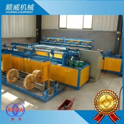 China ISO9001 Certification Chain Link Fencing Machine Weaving Opening 25mm - 100mm for sale