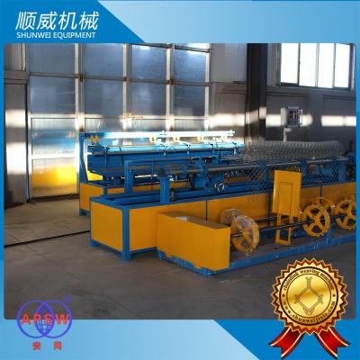 China Double / Single Wire Automatic Chain Link Fencing Machine Knuckle Or Twist Edge for sale