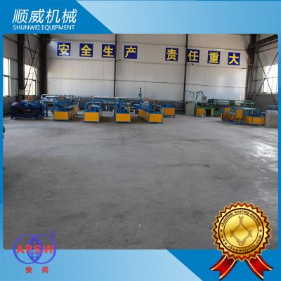 China Galvanized Steel Wire Mesh Making Machine , Fully Automatic Chain Link Fence Equipment for sale