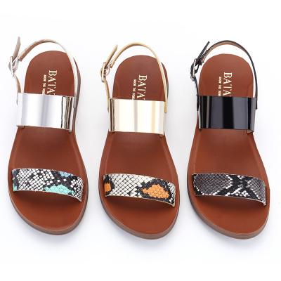 China Wholesale Breathable Glitter Snakeskin Flat Shoes Summer Beach Stretching Women's Slippers and Sandals for sale