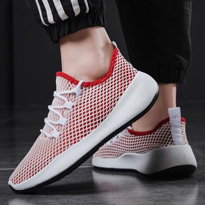 China WALKING SHOES 2020 new style mesh fashion sneakers men's casual shoes men's wear-resistant outdoor walking shoes men's shoes for sale