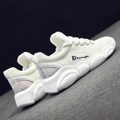 China WALKING SHOES 2020 new fashion women's shoes high quality women's sneakers ultra-light women's breathable sports shoes for sale