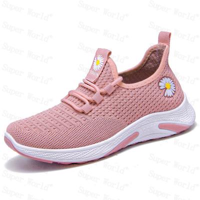 China Active Sports Mesh Upper Flat Lace Up Shoes Woman Casual Shoes for sale