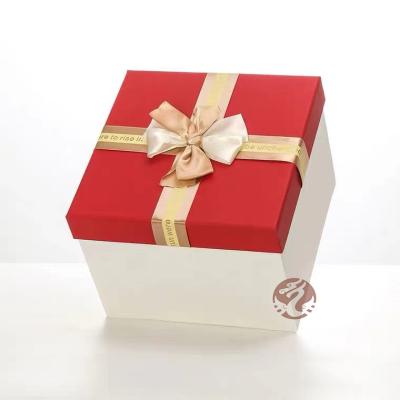 China Recyclable OEM Logo Large Flower Magnetic Luxury Custom Gift Box Packaging For Men's Se for sale