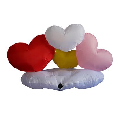 China Holiday Decoratoion OEM and ODM 5ft Valentine Hearts Inflatable Valentine's Yard Decorations Blow Up for sale