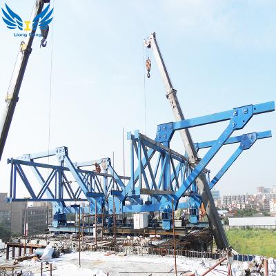 China LIANGGONG Modern Road and Bridge Construction in Precast Cantilever Forming Traveler for sale