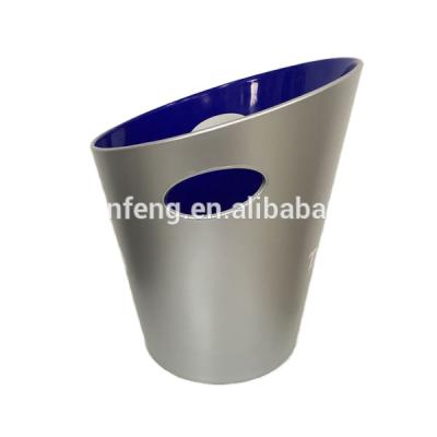 China Viable Custom Logo Promotional Plastic Ice Bucket for sale