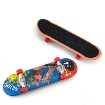 China Custom Finger Skateboard Mini Metal Stent Customized Printing Plastic Board Fingerboard Fingerboard Based on Metal Stent for sale