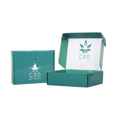 China Handmade Custom Corrugated Shipping Box Packaging Green Mailer Box for sale