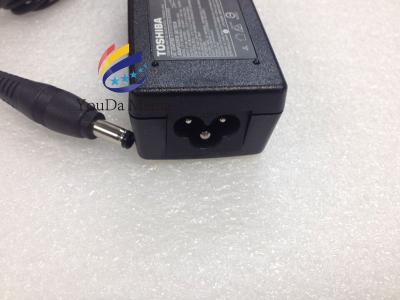 China adaptador de 2.37A Toshiba para el adaptador PA3822U-1ACA del cargador de la corriente ALTERNA ordenador portátil/45W en venta