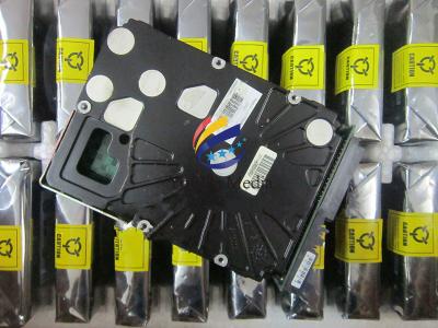 Cina 68 disco rigido 4 g/4,3 GB del connettore di interfaccia di scsi dell'ago ST15150W di RZ29C - W in vendita