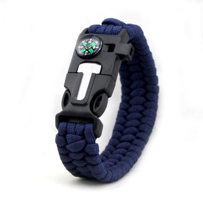 China Emak Products Survival Easy Outdoor Camping Bracelet, Fashion Survival Gadgets Paracord Bracelet. for sale