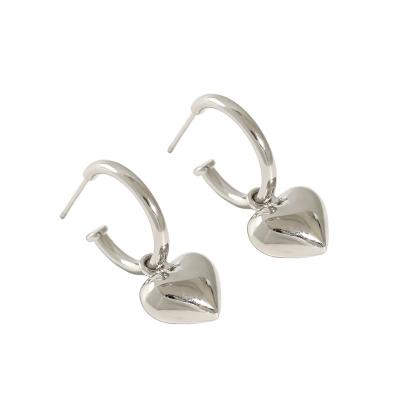 China Female wild student Earrings of S925 Sterling Silver Earrings Ins Simple temperament of fashionable love heart-shaped pendant earrings for sale