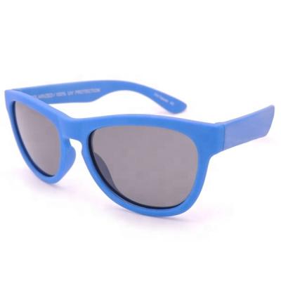 China Fashion Sunglasses Fashion Rubber Frame UV400 Kids Sunglasses for sale