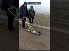 Efficient Vegetable Seeder Machine With Multiple Rows Of Manual Operation And Simple Maintenance