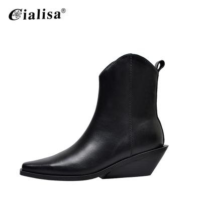 China Anti-Smell Women Style Winter Fashion Chelsea Women Boots Classic Black for sale