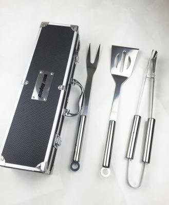 China Hot Sale High Quality Easily Cleaned Stainless Steel BBQ Tool Kit With Aluminum Case For BBQ Grill for sale