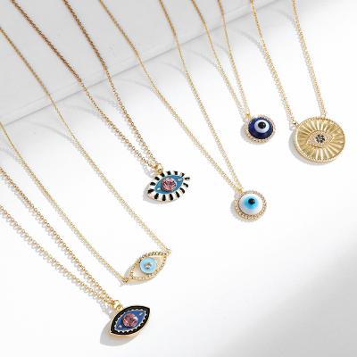 China Showme European Border Shape Eye Tarot Pendant Necklace Environmentally Friendly CIA and American Female Charms Clavicle Chain for sale