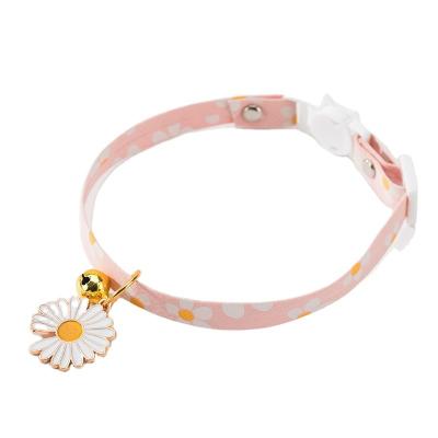 China Fashionable Adjustable Hot Selling Viable Small Daisy Cat Dog Mosquito Repellent Collar for sale