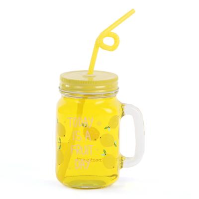 China 480ml Transparent Empty Drinking Bottles Glass Mason Jars With Handle And Straw for sale