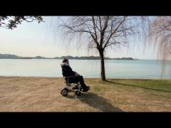 Multi-function electric wheelchair, can drive and turn on grass