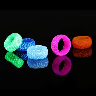 China Fashion Luminous Colorful Fluorescent Resin Halloween Hiphop Jewelry Glowing Ring For Men And Women for sale