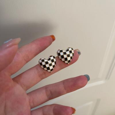 China 925 Other Black Silver White Gum Plaid Checkerboard Heart Shape Peach Love Needle French Simple Stud Earrings for sale