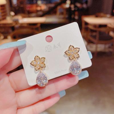 China Other Real Gold Plated Micro Inlaid 925 Silver Needle Zircon Water Flower Drop Earrings Shiny Jewelry for sale