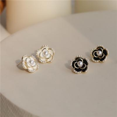 China FASHIONABLE Retro Silver Needle 925 Camellia Flower Pearl Female Women French Ear Studs Earrings for sale