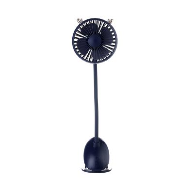 China 2019 Newest 3 USB Rechargeable Table Fan Lower Noise Level Standing Fan With Fawn Clip for sale