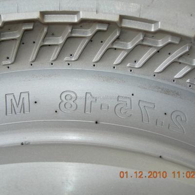 China Mold 2.50-18, High Quality Tire Machinery Tire Equipment Tire Mount Motorcycle Tire Molding Parts à venda