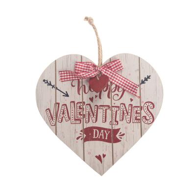 China China Laser cut wooden heart shaped door hanging Valentine's Day Wedding Family Dining room Bedroom wall ornaments for sale