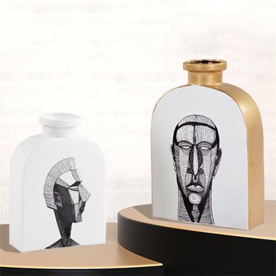 China Art Decor Factory Hot Sales Modern Design Matt Vase Gold White Matt Vase for Home Decoration for sale