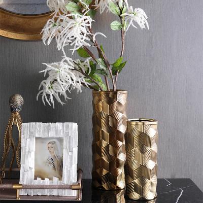 China Morden Table 3D Gold Ceramic Luxury Flower Vase Modern Decoration New Design For Home for sale