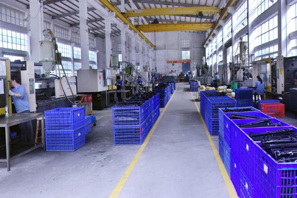 Geverifieerde leverancier in China: - GUANGZHOU KINGA AUTOPARTS MANUFACTURE CO.,LTD.