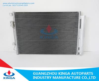 China De Condensator van de autoairconditioning/Nissan-Condensatord22 1998 OEM 92110-2S401 Te koop