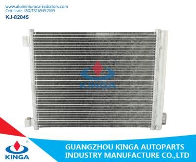 China OEM SOLEADO 13 92100-1HC3A/921011HC1A del condensador de aluminio de Nissan del sistema de enfriamiento en venta