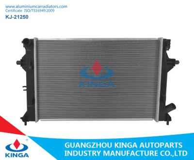 China cruz de alumínio de soldadura refrigerando do radiador de 2016 25310-F2000 Hyundai Elantra - tipo do fluxo à venda