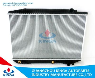 China PA32 Aluminium Benz Radiator W126 / 560SE ' 79 - At OEM 1265004803 Oil Cooler 38 * 330 for sale