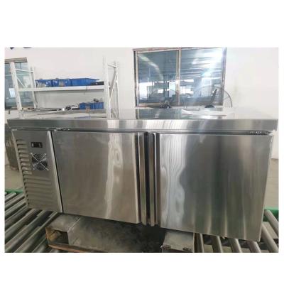 China Portable Commercial Kitchen Catering Equipment Countertop Salad Counter Bar Refrigerator Freezer for sale