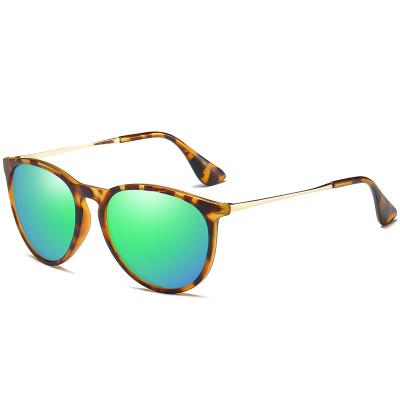 China Fashion Newcomers EESER 2022 Retro Sports Sunglasses Simple Polarized Colorful Sunglasses For Women Men for sale